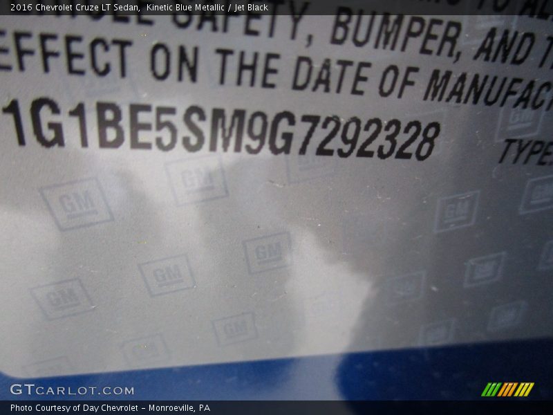 Kinetic Blue Metallic / Jet Black 2016 Chevrolet Cruze LT Sedan