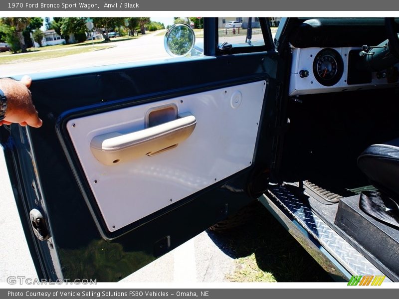 Anvil / Black 1970 Ford Bronco Sport Wagon