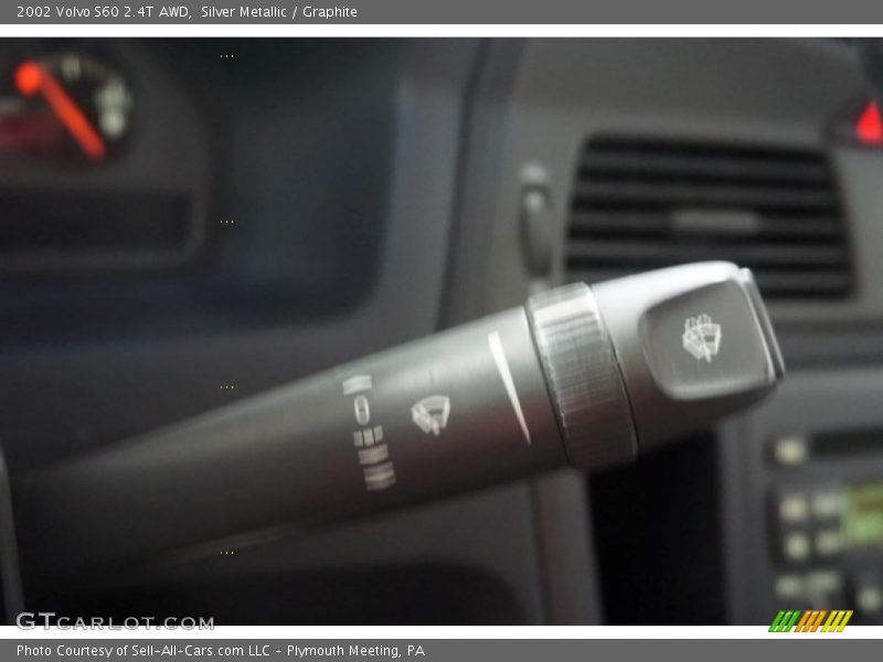 Silver Metallic / Graphite 2002 Volvo S60 2.4T AWD
