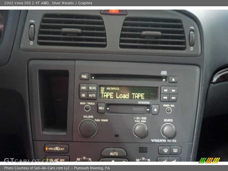 Silver Metallic / Graphite 2002 Volvo S60 2.4T AWD