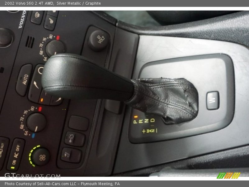 Silver Metallic / Graphite 2002 Volvo S60 2.4T AWD