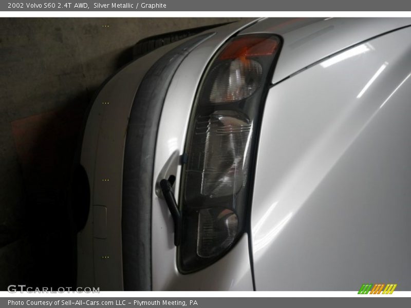 Silver Metallic / Graphite 2002 Volvo S60 2.4T AWD