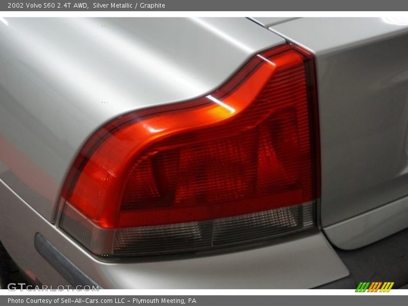 Silver Metallic / Graphite 2002 Volvo S60 2.4T AWD