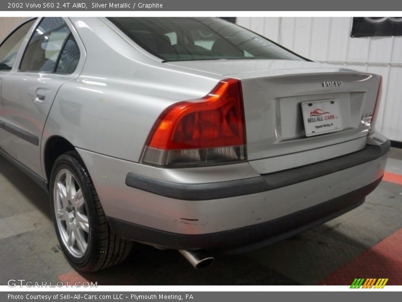 Silver Metallic / Graphite 2002 Volvo S60 2.4T AWD