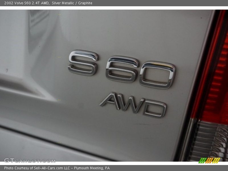 Silver Metallic / Graphite 2002 Volvo S60 2.4T AWD