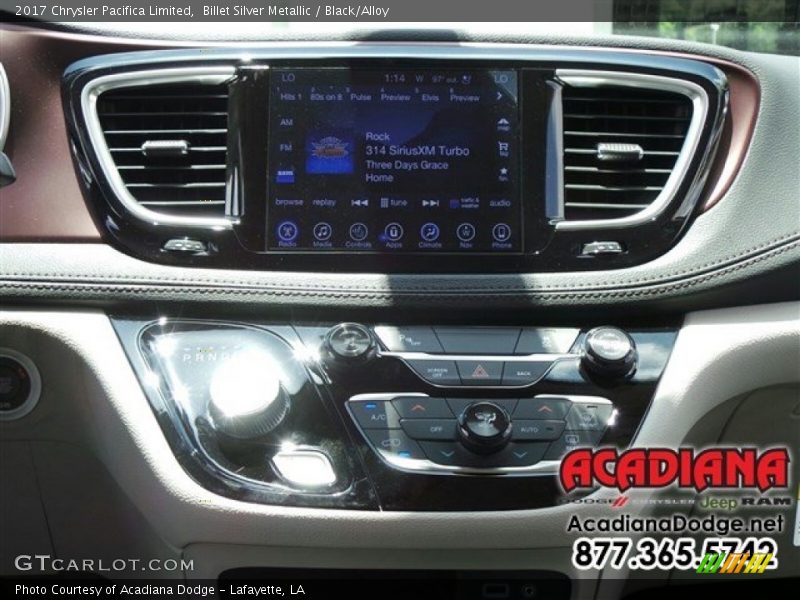 Billet Silver Metallic / Black/Alloy 2017 Chrysler Pacifica Limited