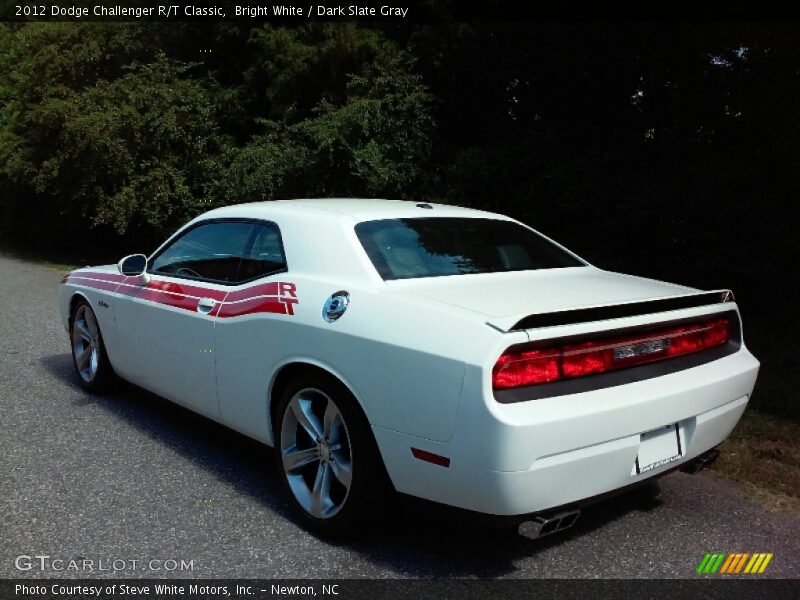 Bright White / Dark Slate Gray 2012 Dodge Challenger R/T Classic