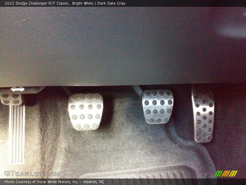 Bright White / Dark Slate Gray 2012 Dodge Challenger R/T Classic