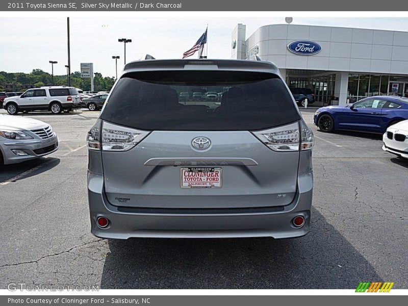 Silver Sky Metallic / Dark Charcoal 2011 Toyota Sienna SE