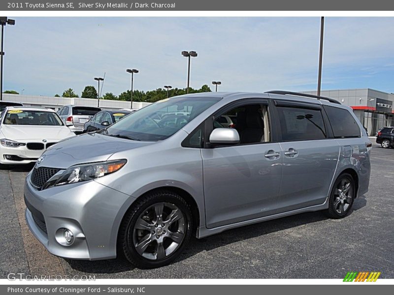 Silver Sky Metallic / Dark Charcoal 2011 Toyota Sienna SE