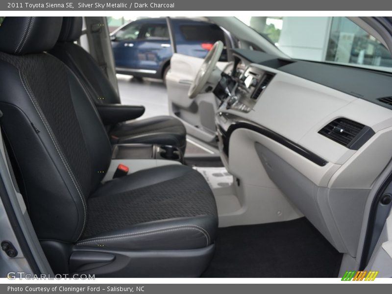 Silver Sky Metallic / Dark Charcoal 2011 Toyota Sienna SE