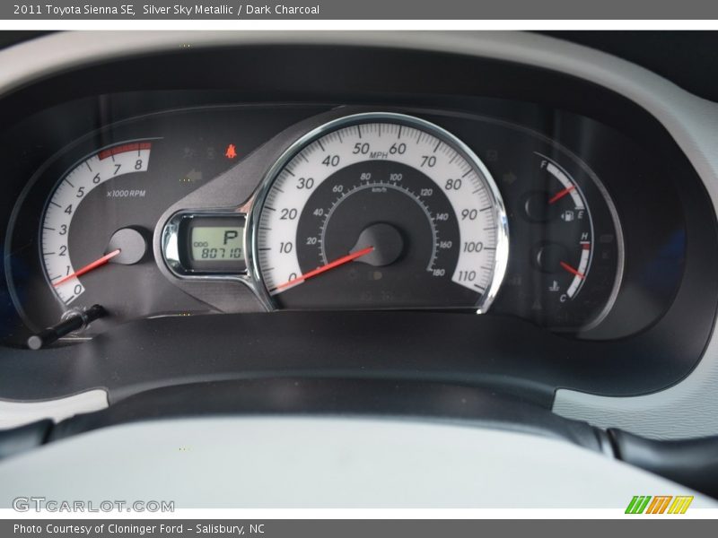 Silver Sky Metallic / Dark Charcoal 2011 Toyota Sienna SE