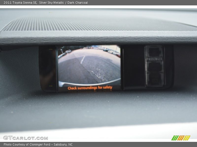 Silver Sky Metallic / Dark Charcoal 2011 Toyota Sienna SE