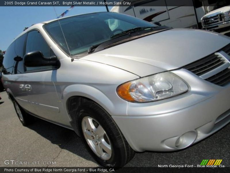 Bright Silver Metallic / Medium Slate Gray 2005 Dodge Grand Caravan SXT