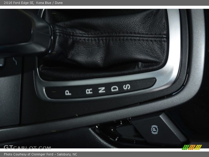 Kona Blue / Dune 2016 Ford Edge SE