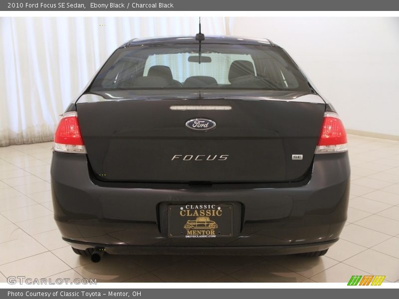 Ebony Black / Charcoal Black 2010 Ford Focus SE Sedan