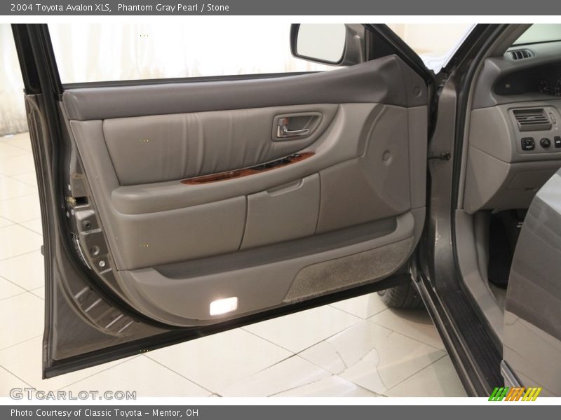 Phantom Gray Pearl / Stone 2004 Toyota Avalon XLS