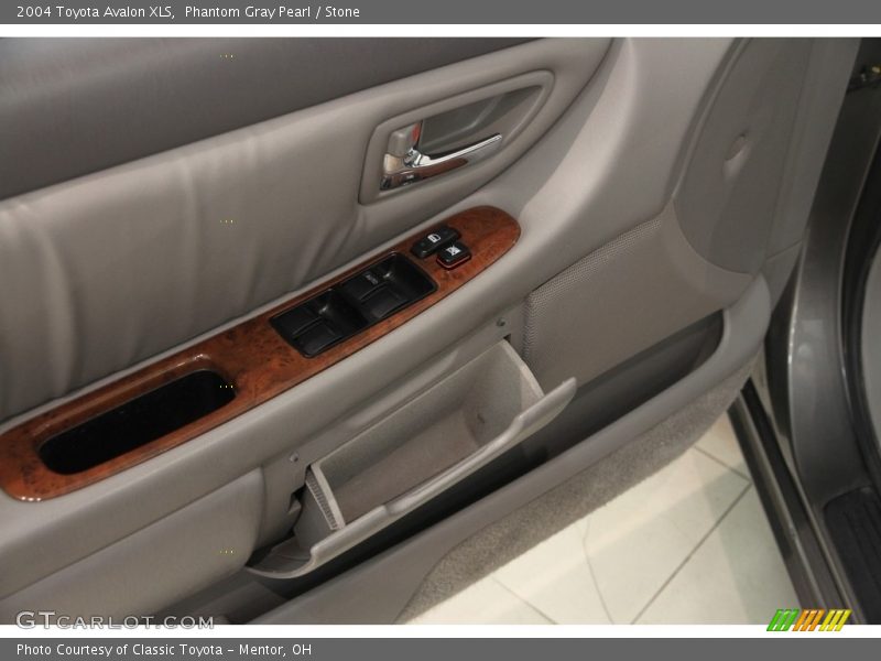 Phantom Gray Pearl / Stone 2004 Toyota Avalon XLS
