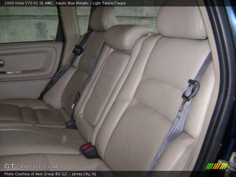 Nautic Blue Metallic / Light Taupe/Taupe 2000 Volvo V70 XC SE AWD