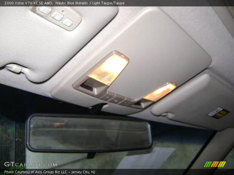 Nautic Blue Metallic / Light Taupe/Taupe 2000 Volvo V70 XC SE AWD