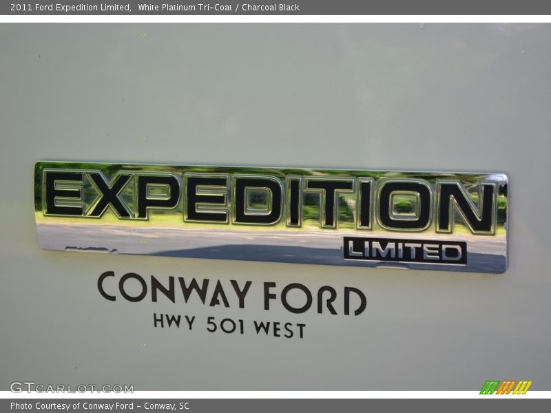 White Platinum Tri-Coat / Charcoal Black 2011 Ford Expedition Limited