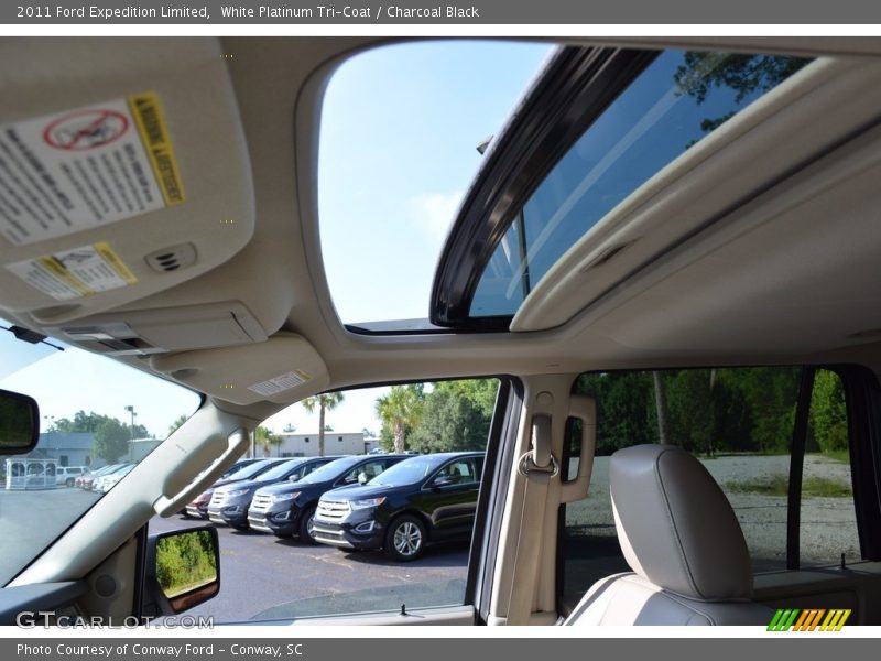 White Platinum Tri-Coat / Charcoal Black 2011 Ford Expedition Limited