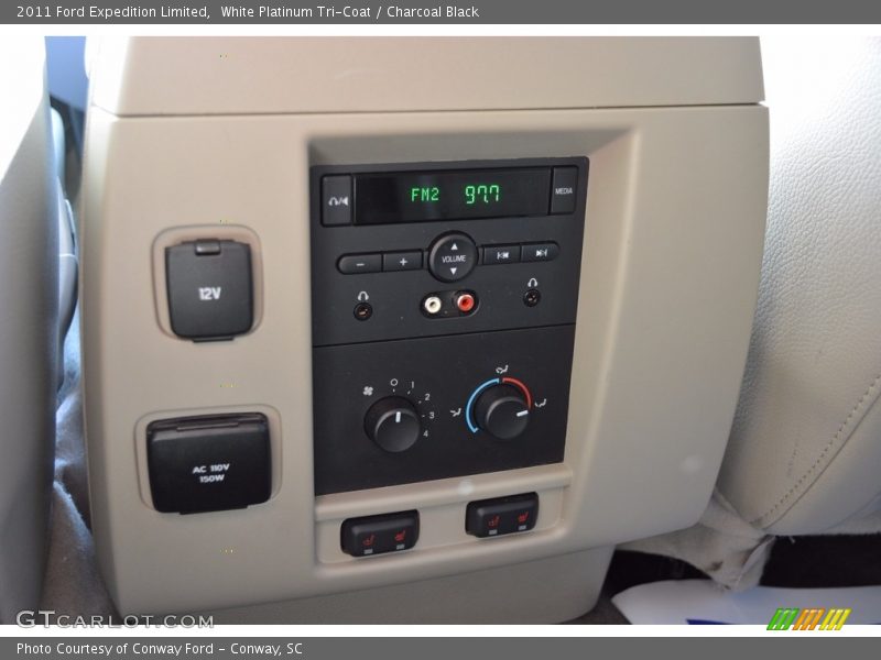 White Platinum Tri-Coat / Charcoal Black 2011 Ford Expedition Limited