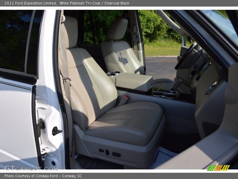 White Platinum Tri-Coat / Charcoal Black 2011 Ford Expedition Limited