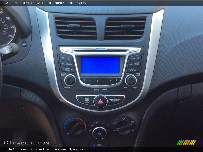 Marathon Blue / Gray 2013 Hyundai Accent GS 5 Door