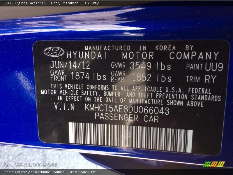 Marathon Blue / Gray 2013 Hyundai Accent GS 5 Door