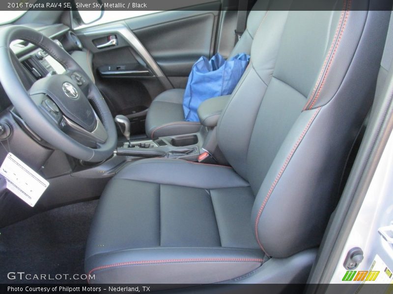 Silver Sky Metallic / Black 2016 Toyota RAV4 SE