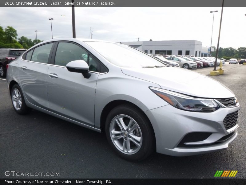 Silver Ice Metallic / Jet Black 2016 Chevrolet Cruze LT Sedan