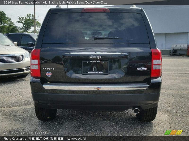 Black / Light Pebble Beige/Dark Slate Gray 2016 Jeep Patriot Latitude 4x4