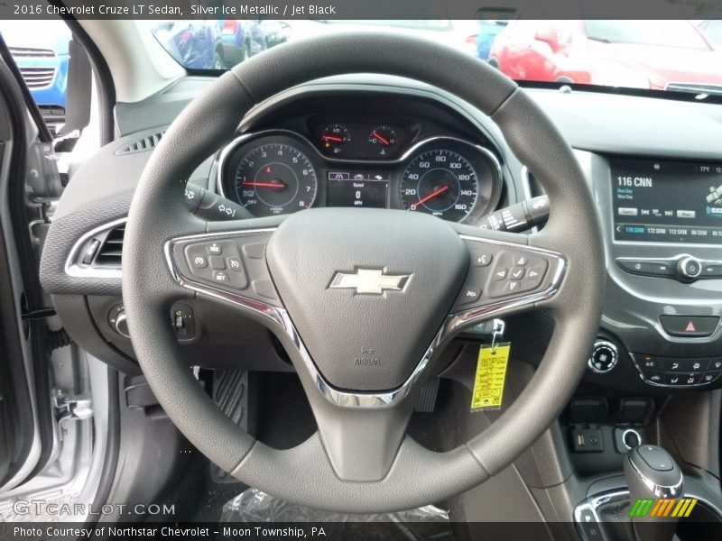 Silver Ice Metallic / Jet Black 2016 Chevrolet Cruze LT Sedan