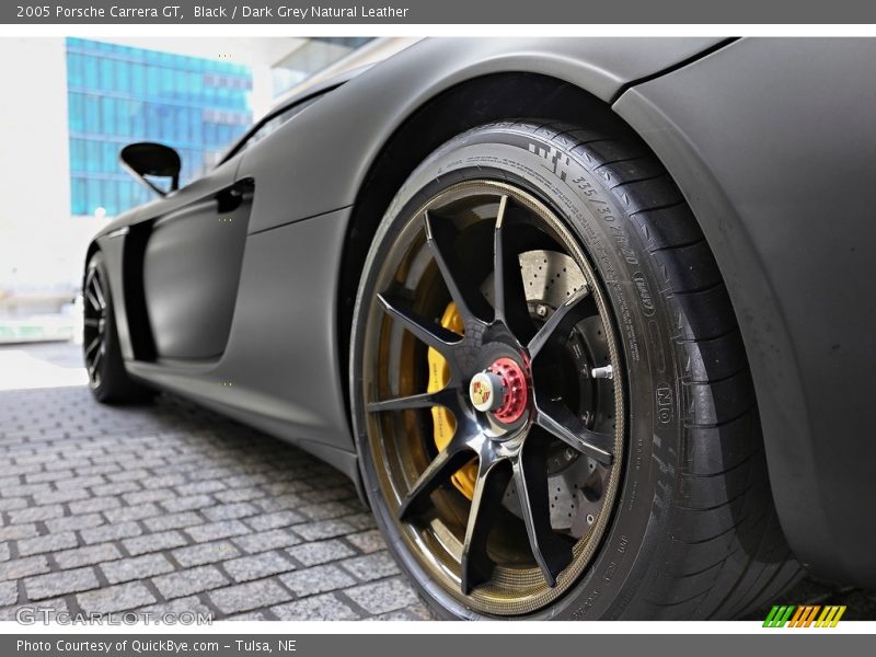 Black / Dark Grey Natural Leather 2005 Porsche Carrera GT