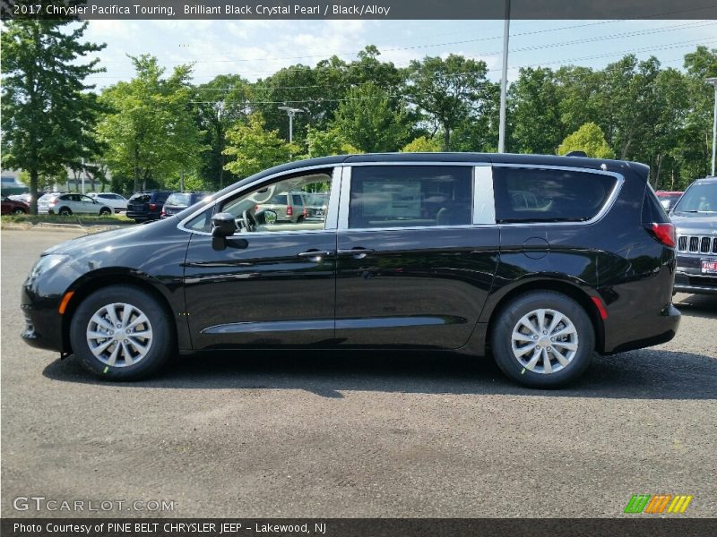 Brilliant Black Crystal Pearl / Black/Alloy 2017 Chrysler Pacifica Touring