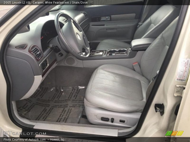 Ceramic White Pearlescent / Shale/Dove 2005 Lincoln LS V8