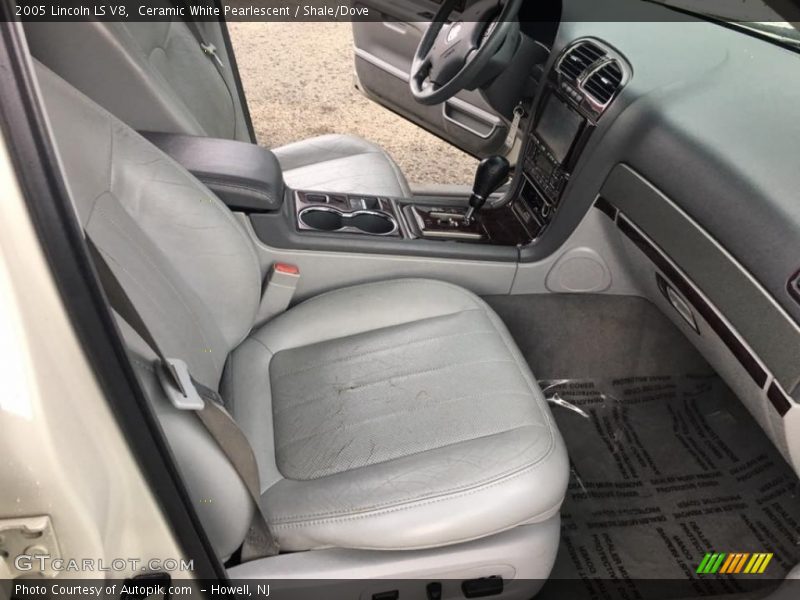 Ceramic White Pearlescent / Shale/Dove 2005 Lincoln LS V8