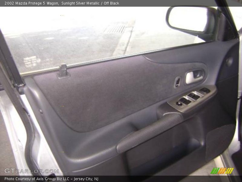 Sunlight Silver Metallic / Off Black 2002 Mazda Protege 5 Wagon