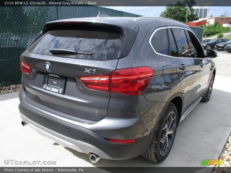 Mineral Grey Metallic / Black 2016 BMW X1 xDrive28i