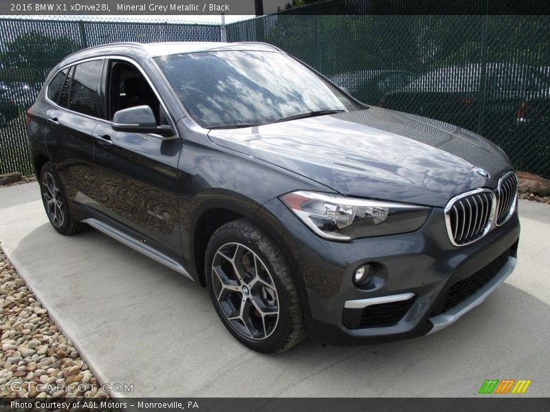 Mineral Grey Metallic / Black 2016 BMW X1 xDrive28i