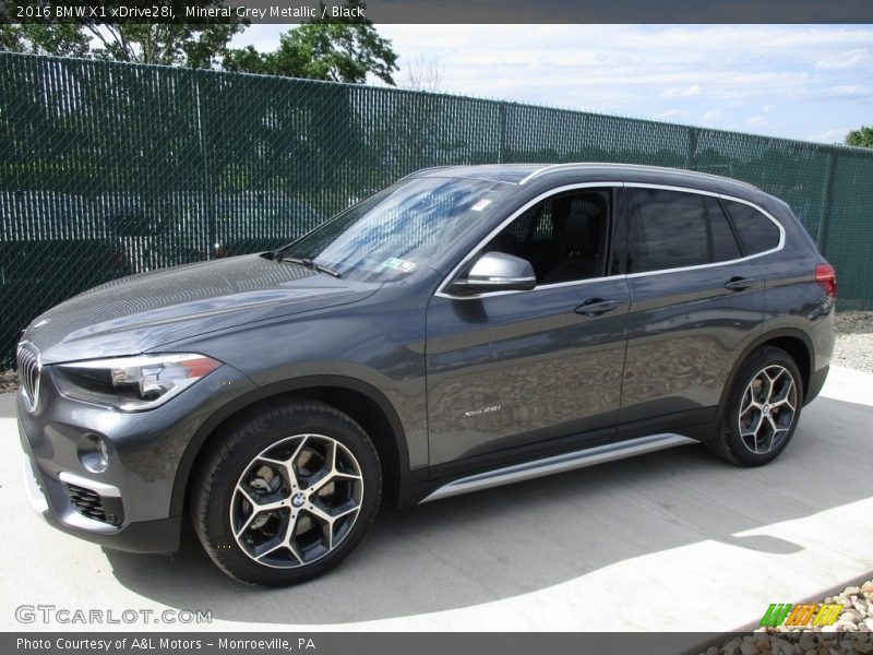 Mineral Grey Metallic / Black 2016 BMW X1 xDrive28i
