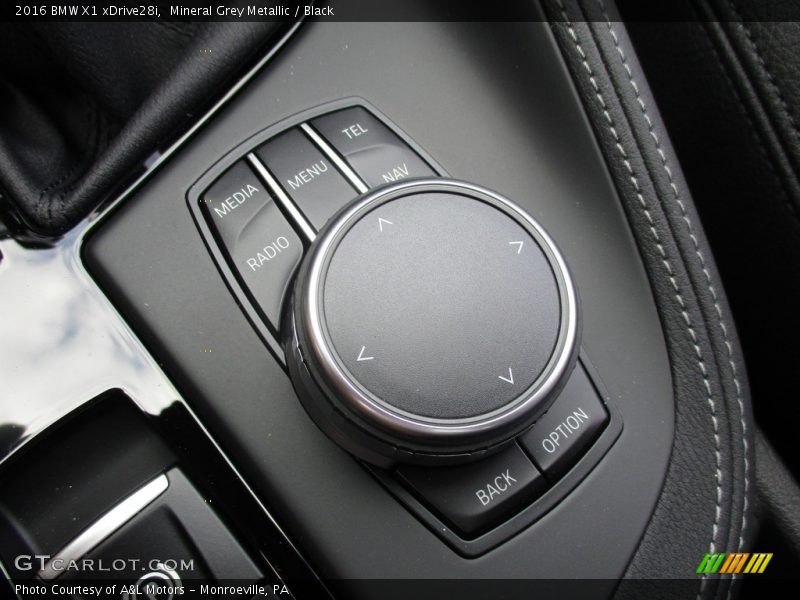 Mineral Grey Metallic / Black 2016 BMW X1 xDrive28i