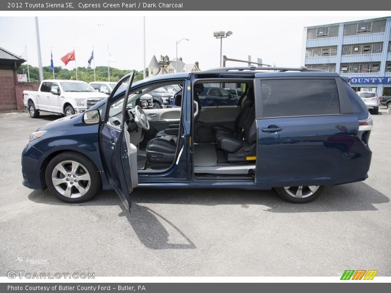 Cypress Green Pearl / Dark Charcoal 2012 Toyota Sienna SE