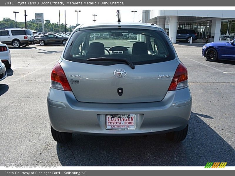 Meteorite Metallic / Dark Charcoal 2011 Toyota Yaris 3 Door Liftback