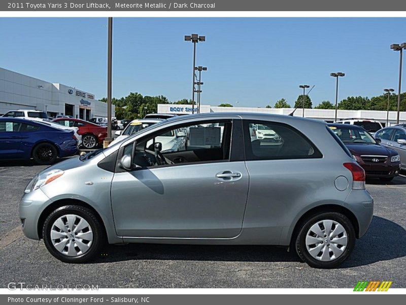 Meteorite Metallic / Dark Charcoal 2011 Toyota Yaris 3 Door Liftback