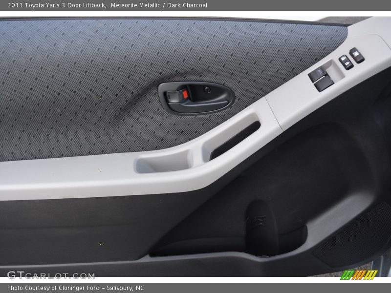 Meteorite Metallic / Dark Charcoal 2011 Toyota Yaris 3 Door Liftback