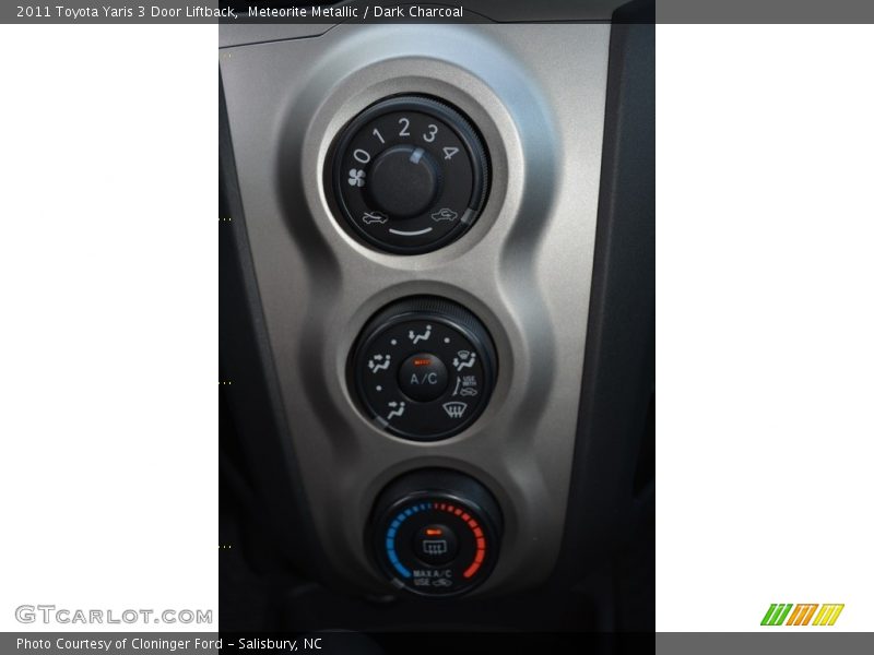 Meteorite Metallic / Dark Charcoal 2011 Toyota Yaris 3 Door Liftback