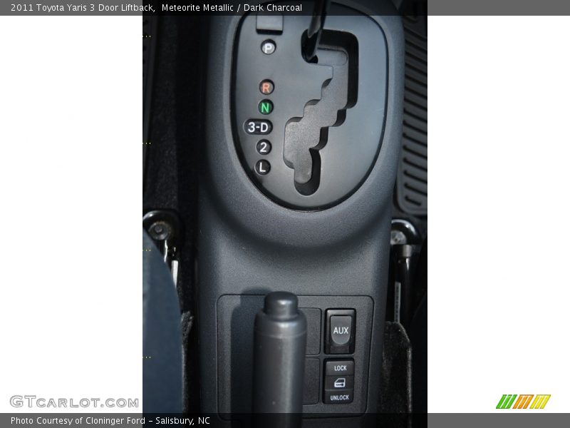 Meteorite Metallic / Dark Charcoal 2011 Toyota Yaris 3 Door Liftback