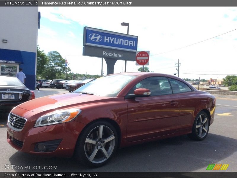 Flamenco Red Metallic / Cranberry Leather/Off Black 2011 Volvo C70 T5